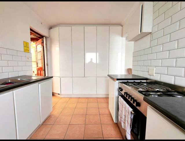 3 BEDROOM HOUSE FOR SALE IN SAN REMO